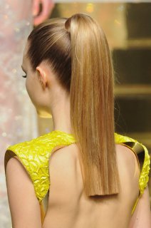Versace+Spring+2012+Details+q-DDQ9Mf0V1l.jpg