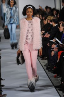 Oscar+de+la+Renta+Fall+2012+V6ic8QUmf11l.jpg