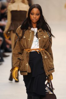 Burberry+Prorsum+Fall+2012+xs_3p5okk76l.jpg