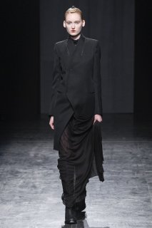 Nicolas_Andréas_Taralis_RTW_FW2012_02.jpg