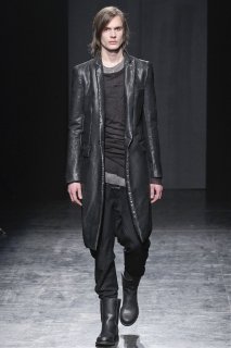 Nicolas_Andréas_Taralis_RTW_FW2012_12.jpg