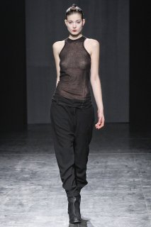 Nicolas_Andréas_Taralis_RTW_FW2012_17.jpg