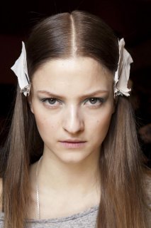 akris-beauty-autumn-fall-winter-2012-pfw1.jpg