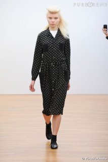 686434-defile-comme-des-garcons-comme-des-637x0-1.jpg