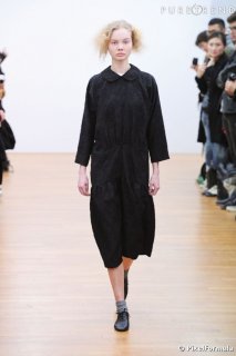 686464-defile-comme-des-garcons-comme-des-637x0-1.jpg