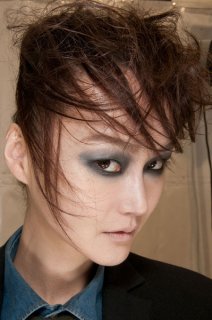 John+Galliano+Fall+2012+Backstage+i1d_5Q2tuQ-l.jpg