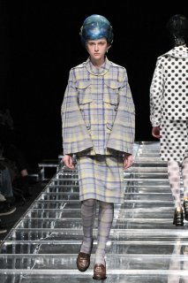 anrealage-2012aw_20120321_014-thumb-500xauto-93129.jpg