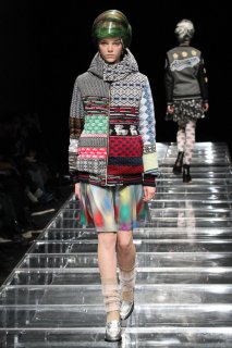 anrealage-2012aw_20120321_074-thumb-500xauto-93190.jpg