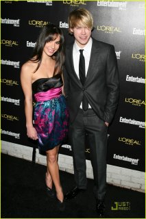 josie-loren-chord-overstreet-ew-party-05.jpg