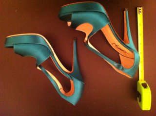 ysl sandals2.JPG