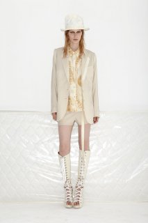 acne-resort2013-runway-04_100230806451.jpg
