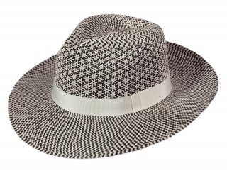 safari_fedora_with_open_star_weave_300dpi.jpeg