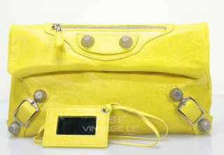 boutondorclutch.jpg