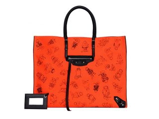 Grace Coddington Balenciaga bag.jpg