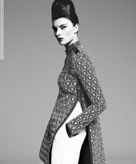 Crystal Renn for DuJour (Fall 2012) by Thomas Whiteside 013.jpg