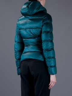 moncler2.jpg