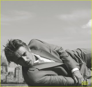 boyd-holbrook-suits-glow-magazine-04.jpg