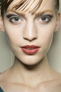 giorgio-armani-prive-beauty-haute-couture-spring-2013-pfw18.jpg