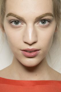 012313valentino-beauty-haute-couture-spring-2013-pfw19.jpg