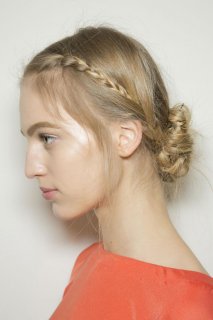012313valentino-beauty-haute-couture-spring-2013-pfw17.jpg