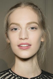 012313valentino-beauty-haute-couture-spring-2013-pfw38.jpg