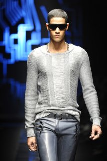 Versace Fall 2010.jpg