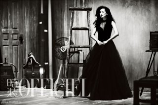 L'Officiel October 2012 (5).jpg