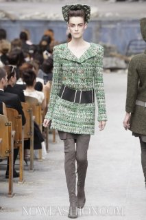 2013-07-02-10-34-34-chanel-couture-fw2013-7411.jpg