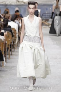 2013-07-02-10-38-40-chanel-couture-fw2013-7500.jpg