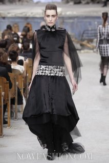 2013-07-02-10-39-05-chanel-couture-fw2013-7509.jpg