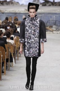2013-07-02-10-39-41-chanel-couture-fw2013-7521.jpg