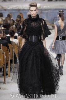 2013-07-02-10-40-28-chanel-couture-fw2013-7535.jpg