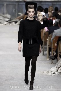 2013-07-02-10-35-35-chanel-couture-fw2013-2713.jpg