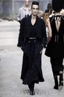 2013-07-02-10-36-14-chanel-couture-fw2013-2723.jpg