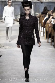 2013-07-02-10-36-36-chanel-couture-fw2013-2735.jpg