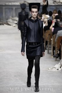 2013-07-02-10-37-10-chanel-couture-fw2013-2753.jpg