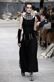 2013-07-02-10-38-56-chanel-couture-fw2013-2807.jpg
