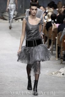 2013-07-02-10-40-52-chanel-couture-fw2013-2862.jpg