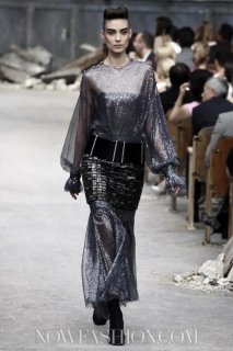 2013-07-02-10-41-30-chanel-couture-fw2013-2879.jpg