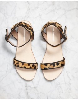 lotus-leo-sandal-558995_3.jpg