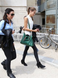 Pauline+Hoarau+Chanel+%283%29.JPG