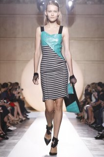 Roland-Mouret-RTW-SS14-3922-1380273375-bigthumb.jpg