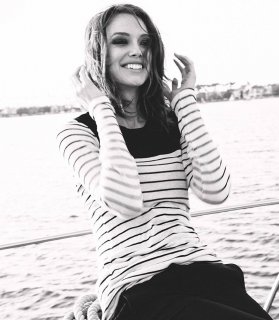 jamie-van-****-7425.jpg