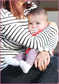 shiri-appleby-baby-photos-5.jpg