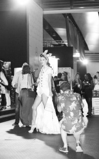 desigual_backstage_841607962_638x.jpg