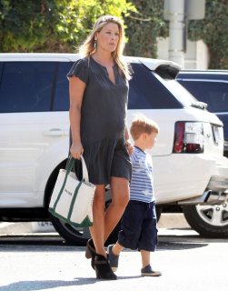 Pregnant+Ali+Larter+Spotted+Hollywood+Son+1qvUS9umEYmx.jpg