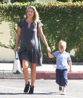 Pregnant+Ali+Larter+Spotted+Hollywood+Son+cwHMLom7u7Vx.jpg