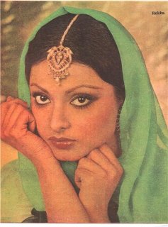 rekhathelegend.blogspot.com (2).jpg