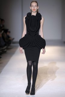 hyeres_dresscodedefensive_1.jpg