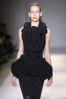 hyeres_dresscodedefensive_2.jpg
